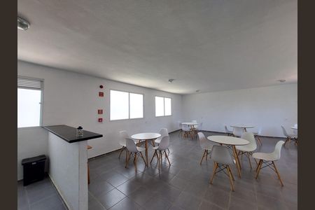 Apartamento à venda com 44m², 2 quartos e sem vaga Apartamento à venda com 44m², 2 quartos e sem vagaÁrea comum - Salão de festas