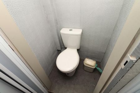 Casa à venda com 144m², 3 quartos e 2 vagas Casa à venda com 144m², 3 quartos e 2 vagasLavabo