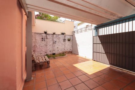 Casa à venda com 144m², 3 quartos e 2 vagas Casa à venda com 144m², 3 quartos e 2 vagasGaragem