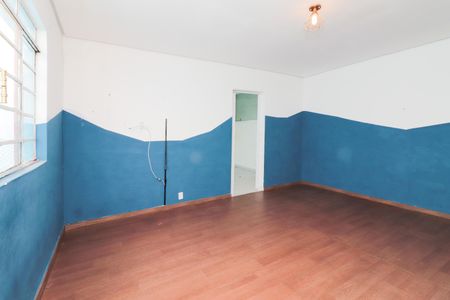 Casa à venda com 144m², 3 quartos e 2 vagas Casa à venda com 144m², 3 quartos e 2 vagasSala