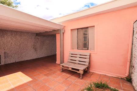 Casa à venda com 144m², 3 quartos e 2 vagas Casa à venda com 144m², 3 quartos e 2 vagasGaragem