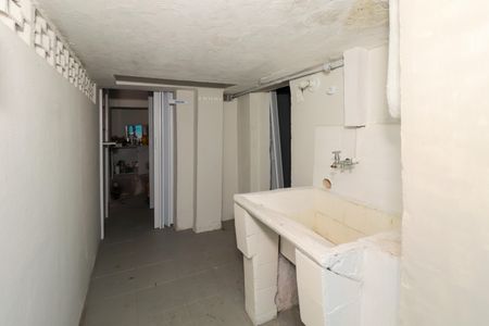 Casa à venda com 144m², 3 quartos e 2 vagas Casa à venda com 144m², 3 quartos e 2 vagasÁrea de Serviço