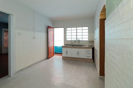 Casa à venda com 144m², 3 quartos e 2 vagas Casa à venda com 144m², 3 quartos e 2 vagasCozinha