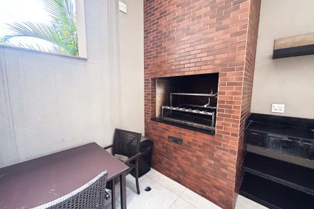 Apartamento à venda com 74m², 2 quartos e 2 vagas Apartamento à venda com 74m², 2 quartos e 2 vagasChurrasqueira