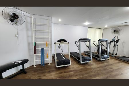Apartamento para alugar com 112m², 3 quartos e 2 vagas Apartamento para alugar com 112m², 3 quartos e 2 vagasÁrea comum - Academia