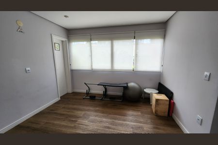 Apartamento para alugar com 112m², 3 quartos e 2 vagas Apartamento para alugar com 112m², 3 quartos e 2 vagasÁrea comum - Academia