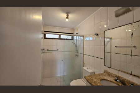 Apartamento para alugar com 112m², 3 quartos e 2 vagas Apartamento para alugar com 112m², 3 quartos e 2 vagasBanheiro da Suíte