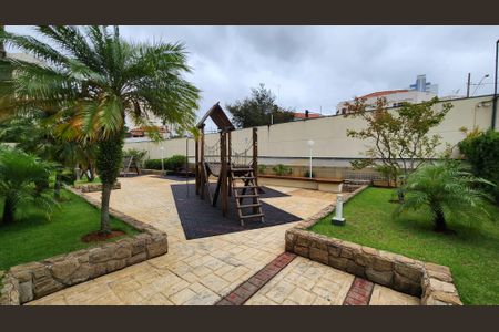 Apartamento para alugar com 112m², 3 quartos e 2 vagas Apartamento para alugar com 112m², 3 quartos e 2 vagasÁrea comum - Playground