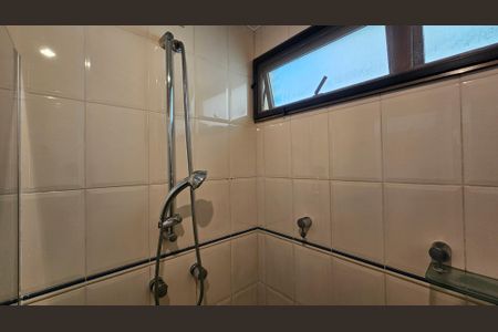 Apartamento para alugar com 112m², 3 quartos e 2 vagas Apartamento para alugar com 112m², 3 quartos e 2 vagasBanheiro