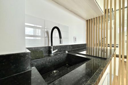 Apartamento à venda com 37m², 2 quartos e sem vaga Apartamento à venda com 37m², 2 quartos e sem vagaÁrea de Serviço