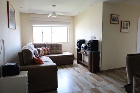 Apartamento para alugar com 2 quartos, 60m² em Cidade Ademar, São Paulo