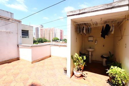 Apartamento para alugar com 72m², 2 quartos e sem vagaÁrea comum
