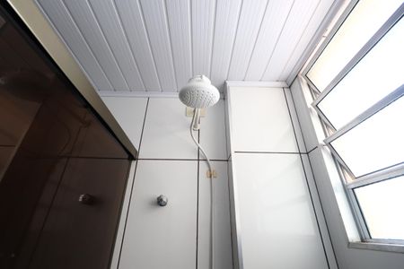 Apartamento para alugar com 72m², 2 quartos e sem vagaBanheiro