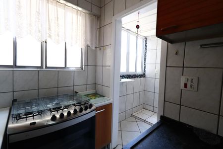 Apartamento para alugar com 72m², 2 quartos e sem vagaCozinha