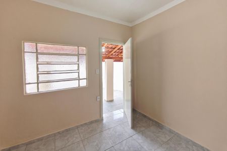 Sala de casa para alugar com 1 quarto, 45m² em Vila Anhanguera, Campinas