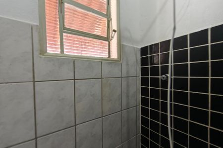 Banheiro de casa para alugar com 1 quarto, 45m² em Vila Anhanguera, Campinas