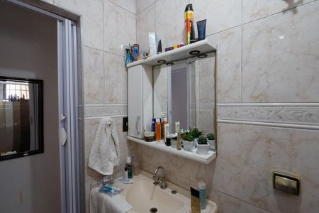Casa para alugar com 135m², 2 quartos e 1 vaga Casa para alugar com 135m², 2 quartos e 1 vagaBanheiro