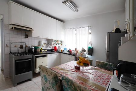 Casa para alugar com 135m², 2 quartos e 1 vaga Casa para alugar com 135m², 2 quartos e 1 vagaCozinha