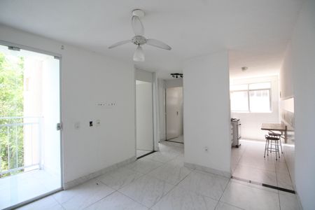 Sala de apartamento para alugar com 2 quartos, 65m² em Jacarepaguá, Rio de Janeiro