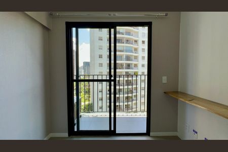 Varanda de kitnet/studio para alugar com 1 quarto, 27m² em Pinheiros, São Paulo