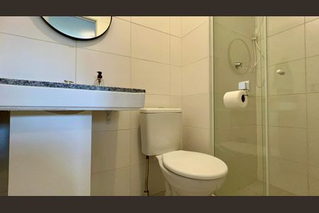 Studio à venda com 27m², 1 quarto e sem vaga Studio à venda com 27m², 1 quarto e sem vagaBanheiro da Suíte