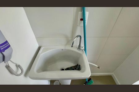 Studio à venda com 27m², 1 quarto e sem vaga Studio à venda com 27m², 1 quarto e sem vagaÁrea de Serviço