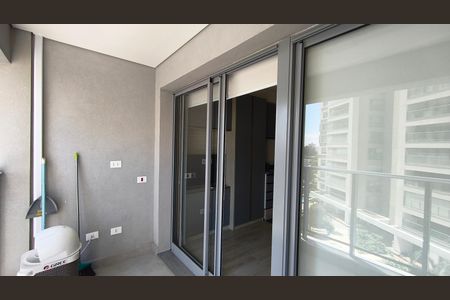 Studio à venda com 37m², 1 quarto e sem vagaVaranda