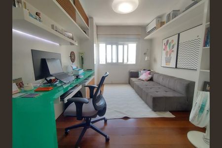 Apartamento à venda com 140m², 4 quartos e 1 vaga