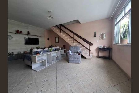 Casa à venda com 3 quartos, 205m² em Pechincha, Rio de Janeiro