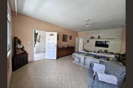 Casa à venda com 3 quartos, 205m² em Pechincha, Rio de Janeiro