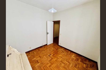 Apartamento à venda com 70m², 2 quartos e 1 vaga