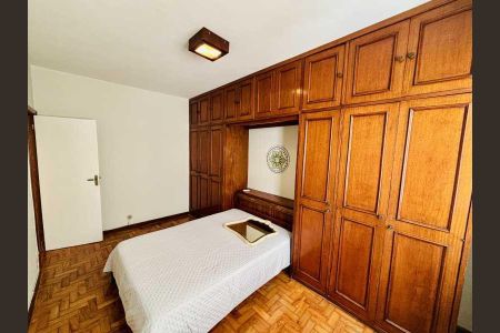 Apartamento à venda com 70m², 2 quartos e 1 vaga