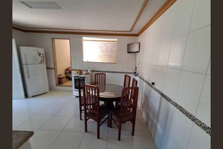 Casa à venda com 3 quartos, 204m² em Taquara, Rio de Janeiro