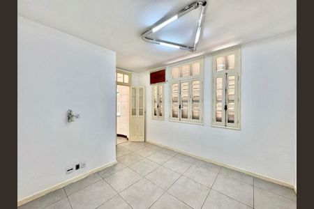 Apartamento à venda com 2 quartos, 80m² em Copacabana, Rio de Janeiro