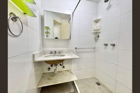 Apartamento à venda com 80m², 2 quartos e sem vaga