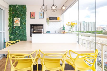 Apartamento para alugar com 103m², 3 quartos e 2 vagasVaranda