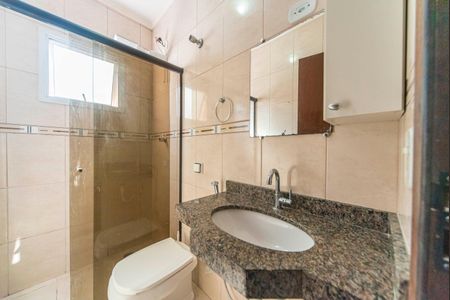 Casa para alugar com 190m², 3 quartos e 4 vagasBanheiro Social