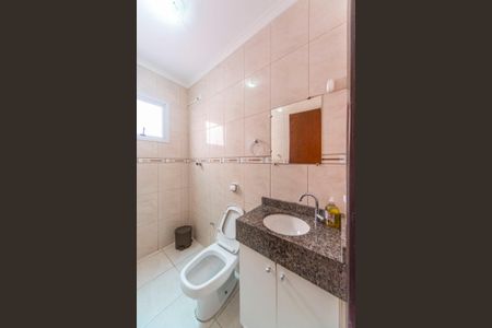 Casa para alugar com 190m², 3 quartos e 4 vagasBanheiro 