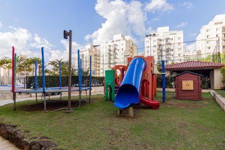 Apartamento à venda com 125m², 3 quartos e 2 vagasÁrea comum - Playground