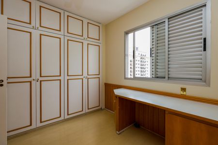 Apartamento à venda com 125m², 3 quartos e 2 vagasQuarto 2