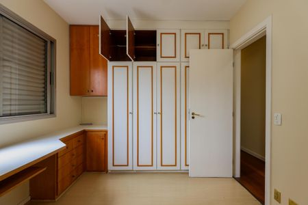 Apartamento à venda com 125m², 3 quartos e 2 vagasQuarto 1