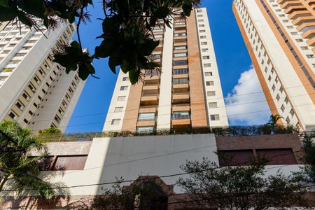 Apartamento à venda com 125m², 3 quartos e 2 vagasFachada