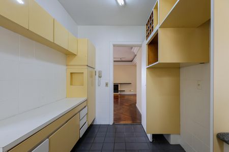Apartamento à venda com 125m², 3 quartos e 2 vagasCozinha