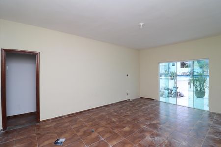 Sala de casa para alugar com 3 quartos, 310m² em Jardim Carioca, Rio de Janeiro