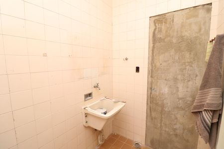 Casa para alugar com 310m², 3 quartos e sem vagaÁrea de Serviço