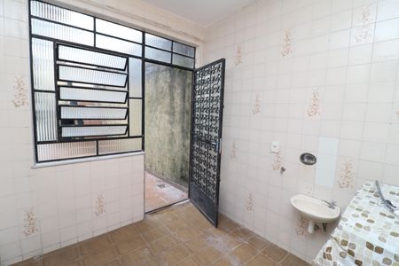 Casa para alugar com 310m², 3 quartos e sem vagaÁrea de Serviço