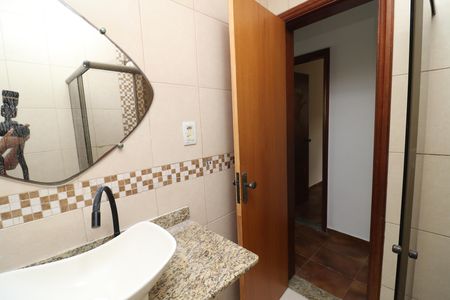 Casa para alugar com 310m², 3 quartos e sem vagaBanheiro Social