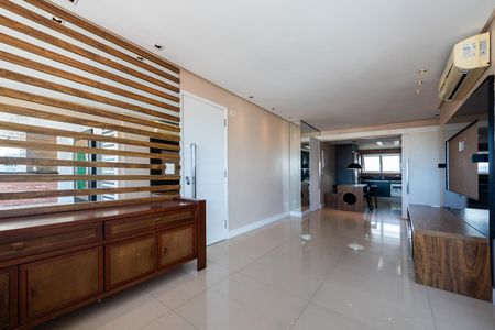 Apartamento para alugar com 3 quartos, 139m² em Embaré, Santos