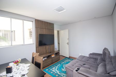 Sala de apartamento para alugar com 2 quartos, 52m² em Sapucaias Iii, Contagem