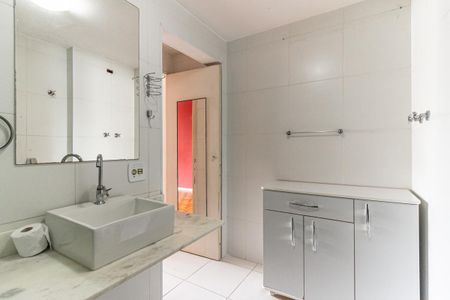 Apartamento para alugar com 109m², 3 quartos e 1 vagaBanheiro da Suíte